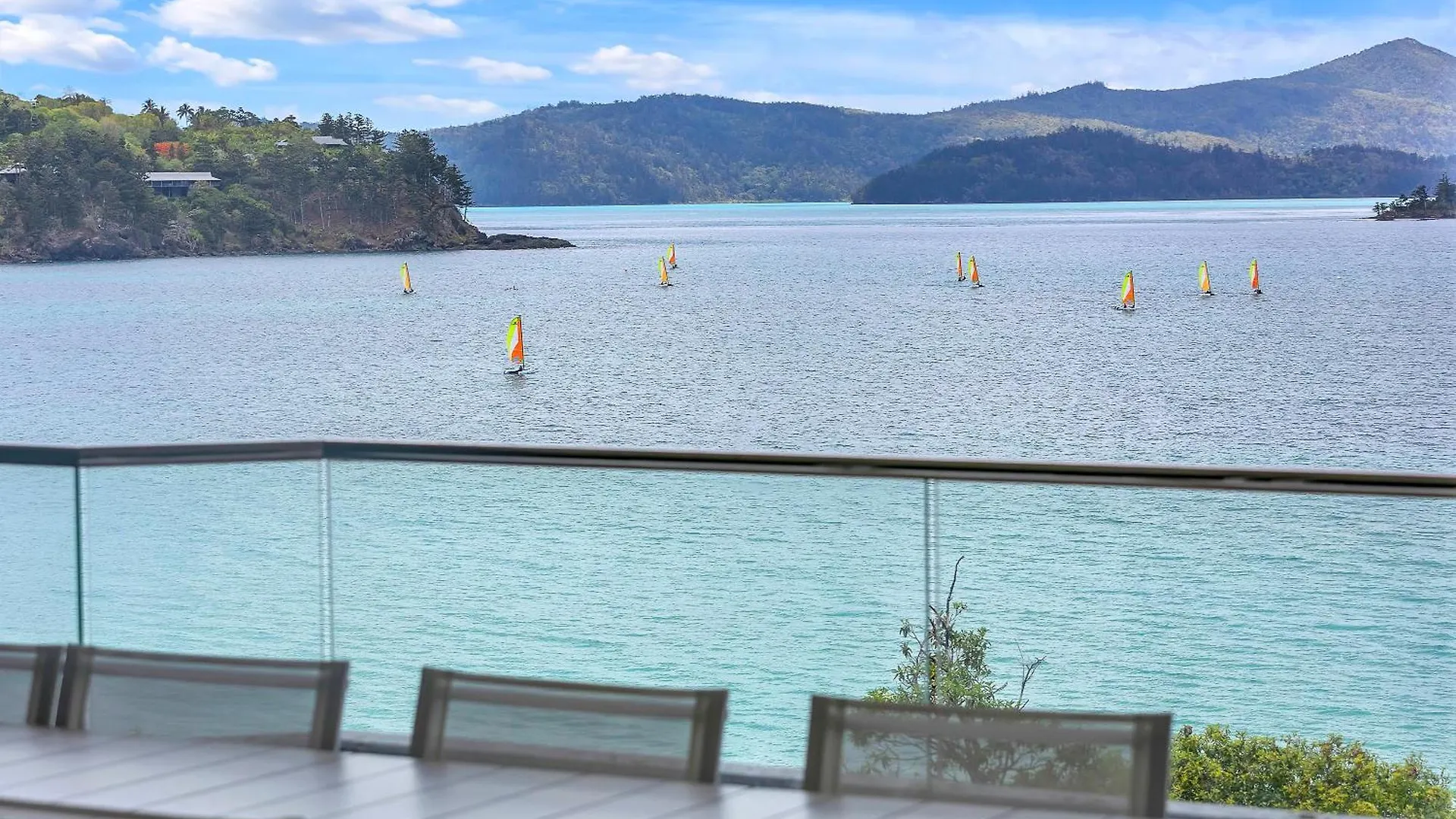 The Elite F208 By Hamorent On Hamilton Island Australia