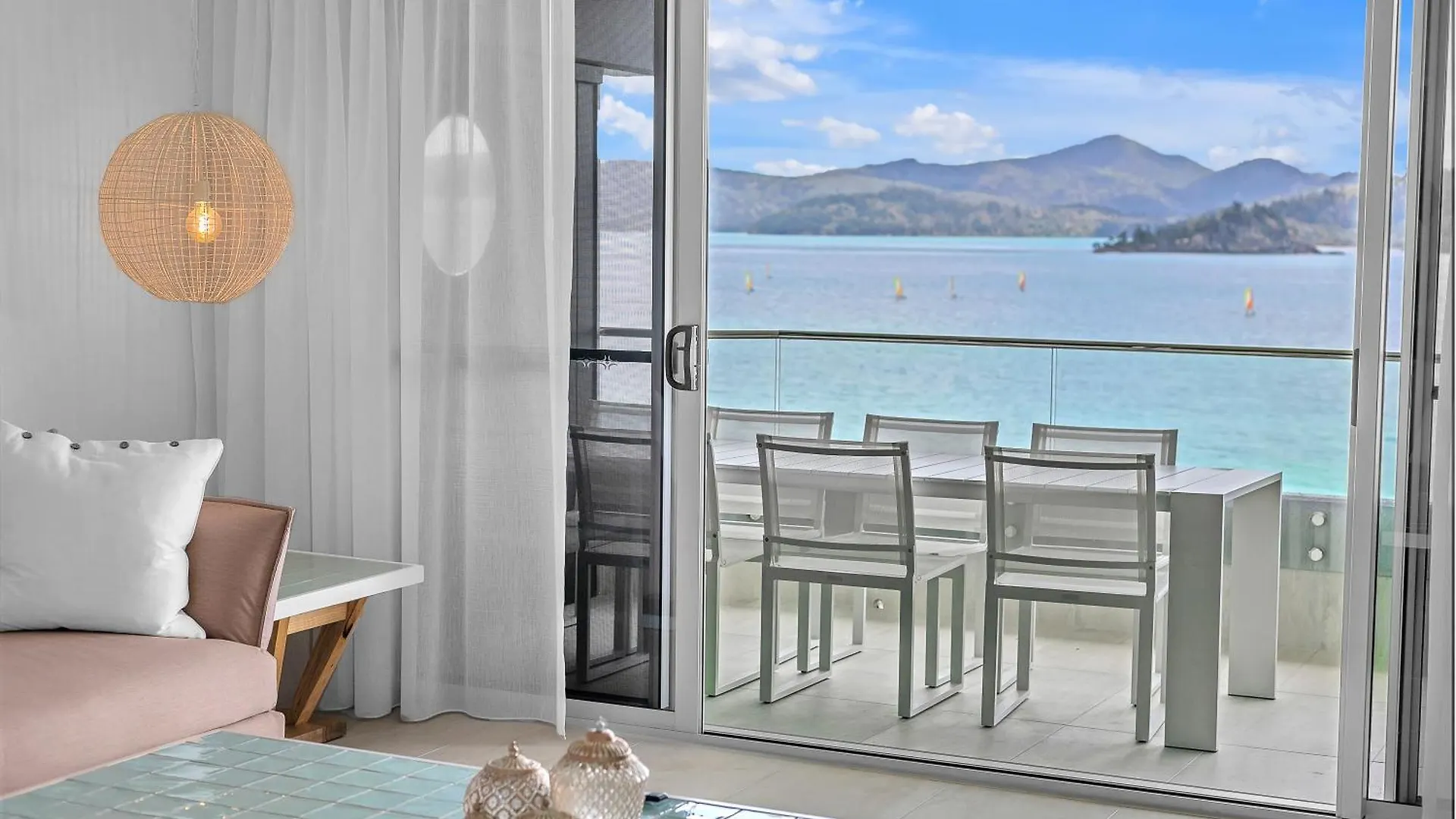 The Elite F208 By Hamorent On Hamilton Island