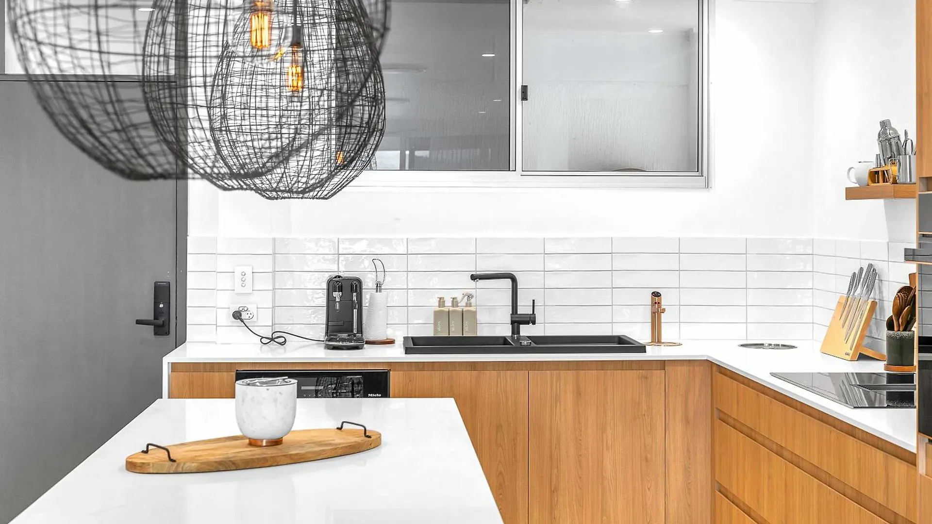 Apartment The Elite F208 By Hamorent On Hamilton Island